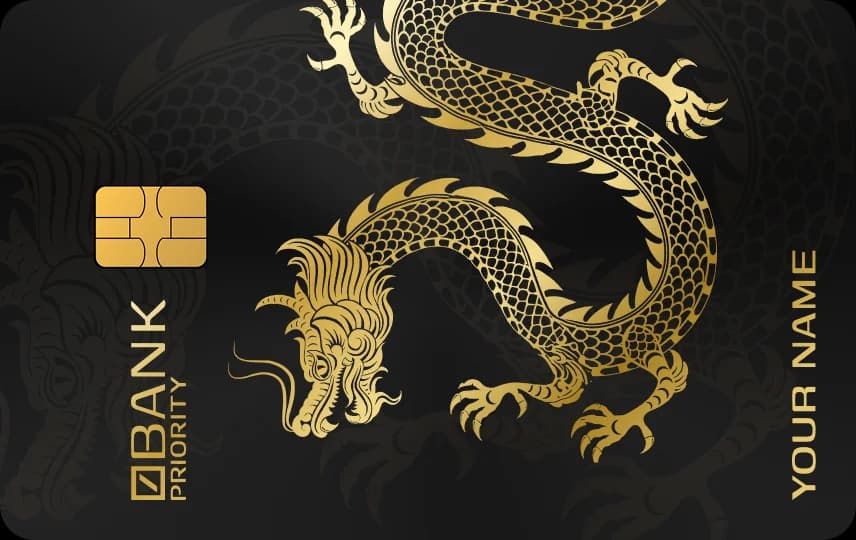 Rồng thân vảy tròn trườn từ trên xuống, móng sắc, đầu bờm xoăn, khắc dọc trên Thẻ đen nét vàng